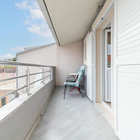 Studio Apartmani Dora Makarska Kültér fotó