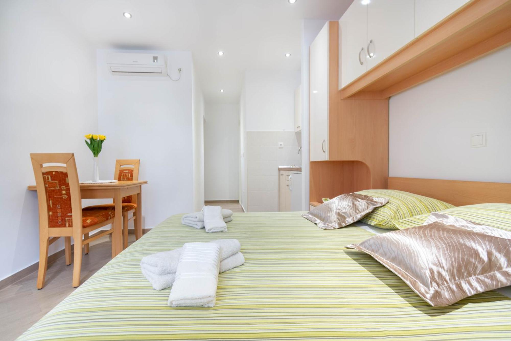 Studio Apartmani Dora Makarska Kültér fotó