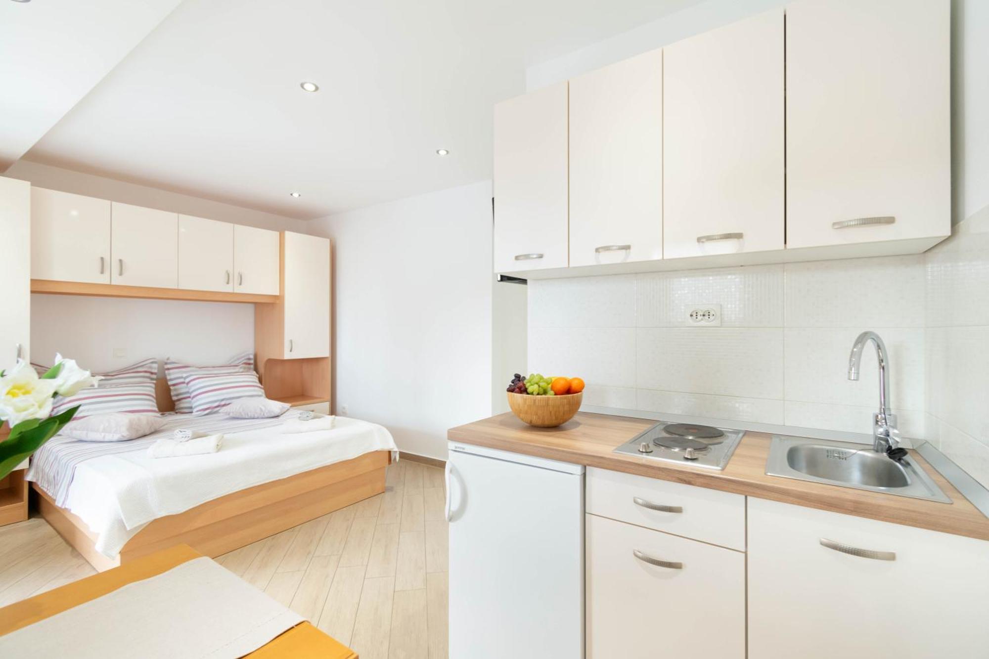 Studio Apartmani Dora Makarska Kültér fotó